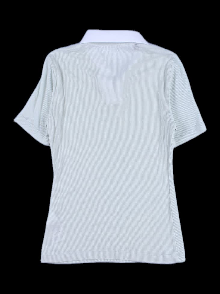 여성 반팔카라티